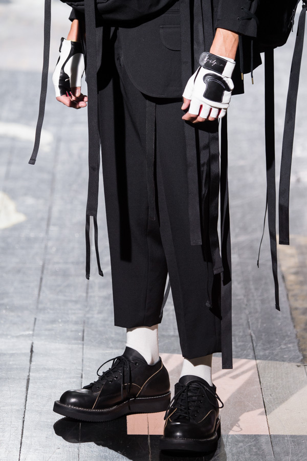 ヨウジヤマモト(Yohji Yamamoto) 2018年春夏メンズコレクション  - 写真31