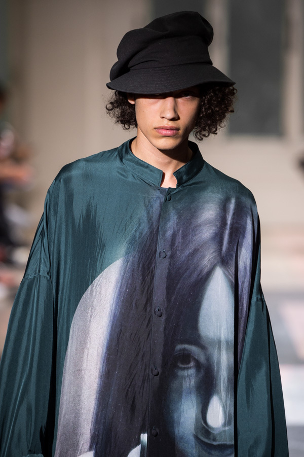 ヨウジヤマモト(Yohji Yamamoto) 2018年春夏メンズコレクション  - 写真75