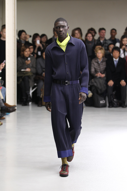 イッセイ ミヤケ メン(ISSEY MIYAKE MEN) 2012-13年秋冬 メンズコレクション  - 写真4