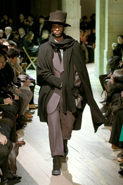 ヨウジヤマモト(Yohji Yamamoto) 2012-13年秋冬 メンズコレクション  - 写真1