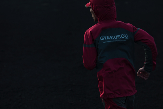 アンダーカバー(UNDERCOVER), ナイキ(NIKE), ギャクソウ(GYAKUSOU) GYAKUSO<u>U</u>｜写真2