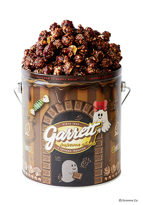 ギャレット ポップコーン×Q-pot.コラボ、ハロウィン限定“チョコレートの城をオバケが飛び回る”缶｜写真1