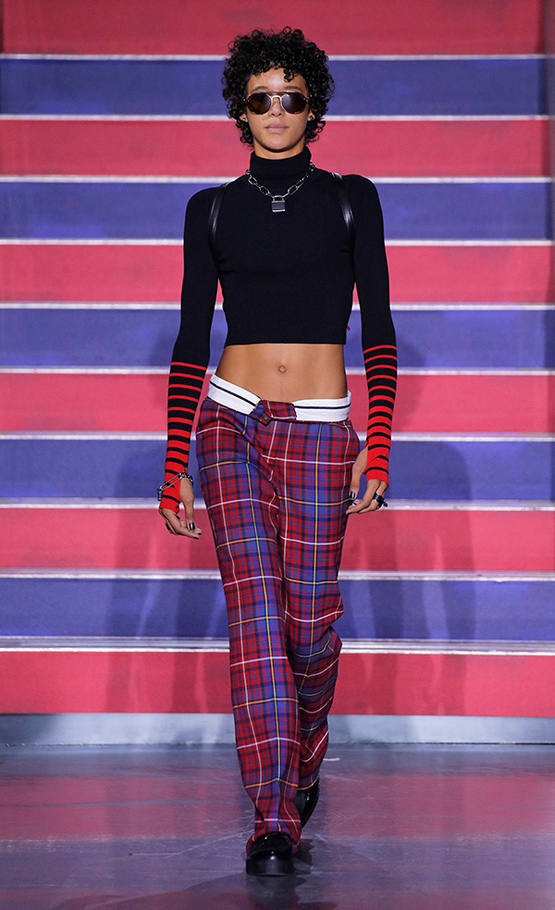 トミー ヒルフィガー(TOMMY HILFIGER) 2017-18年秋冬ウィメンズ&メンズコレクション  - 写真15