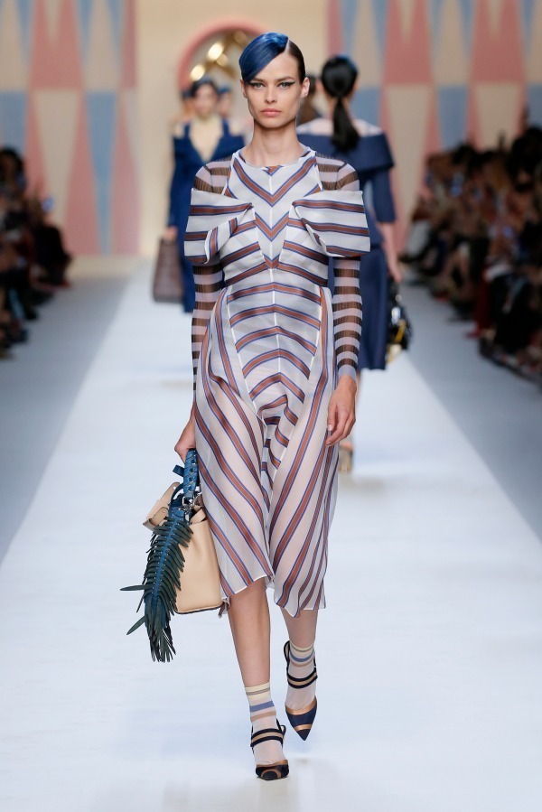 フェンディ(FENDI) 2018年春夏ウィメンズコレクション  - 写真41