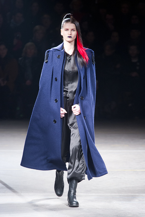 ヨウジヤマモト(Yohji Yamamoto) 2012-13年秋冬 ウィメンズコレクション  - 写真18