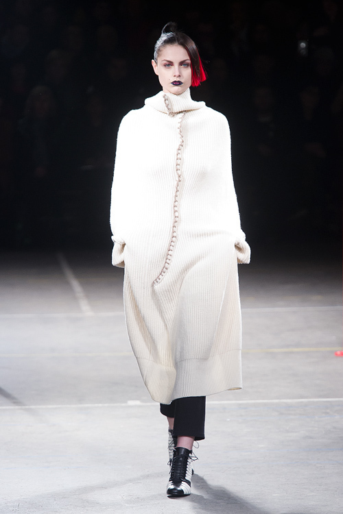 ヨウジヤマモト(Yohji Yamamoto) 2012-13年秋冬 ウィメンズコレクション  - 写真53