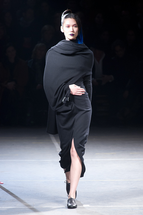 ヨウジヤマモト(Yohji Yamamoto) 2012-13年秋冬 ウィメンズコレクション  - 写真66