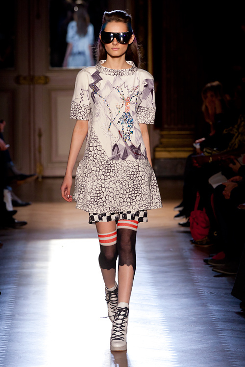 ツモリチサト(TSUMORI CHISATO) 2012-13年秋冬 ウィメンズコレクション  - 写真22