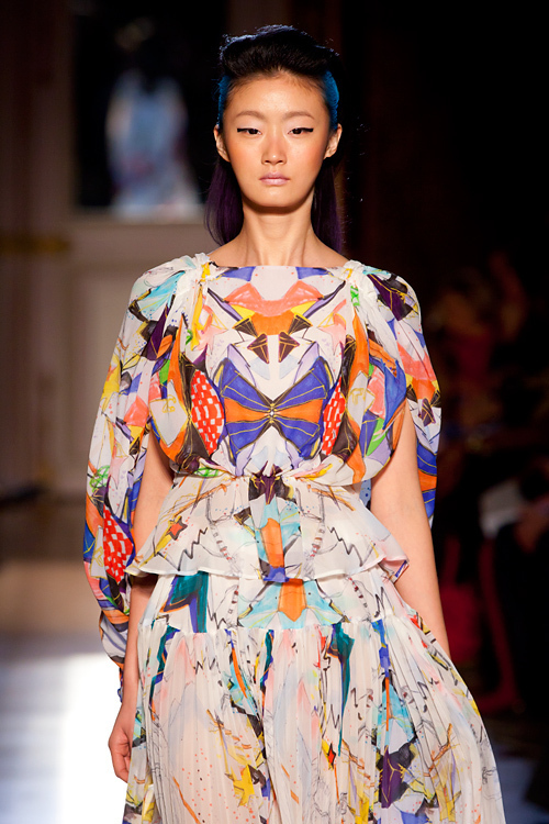 ツモリチサト(TSUMORI CHISATO) 2012-13年秋冬 ウィメンズコレクション  - 写真37