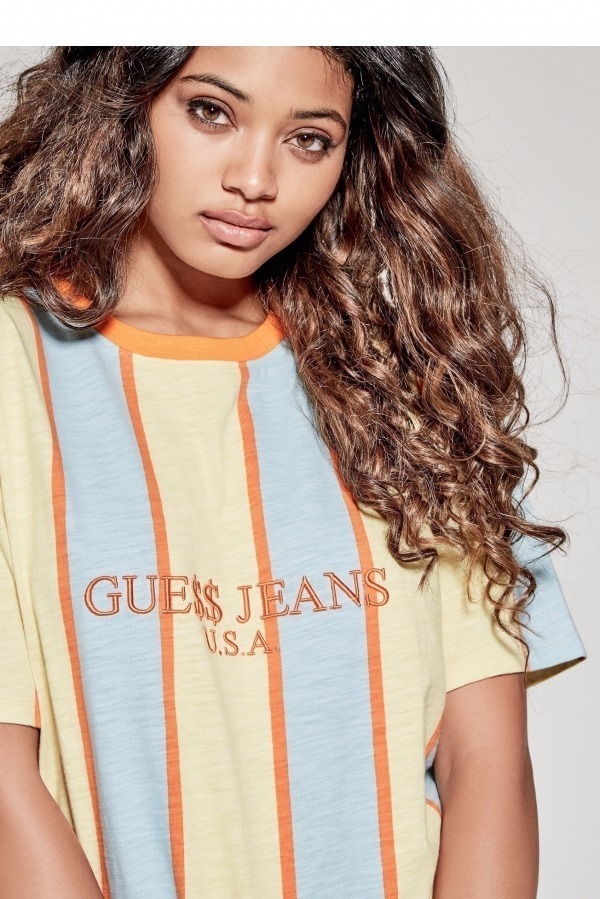 GUESS×A$AP Rockyのコラボ第4弾、90’雰囲気漂うTシャツ＆デニムジャケット｜写真6