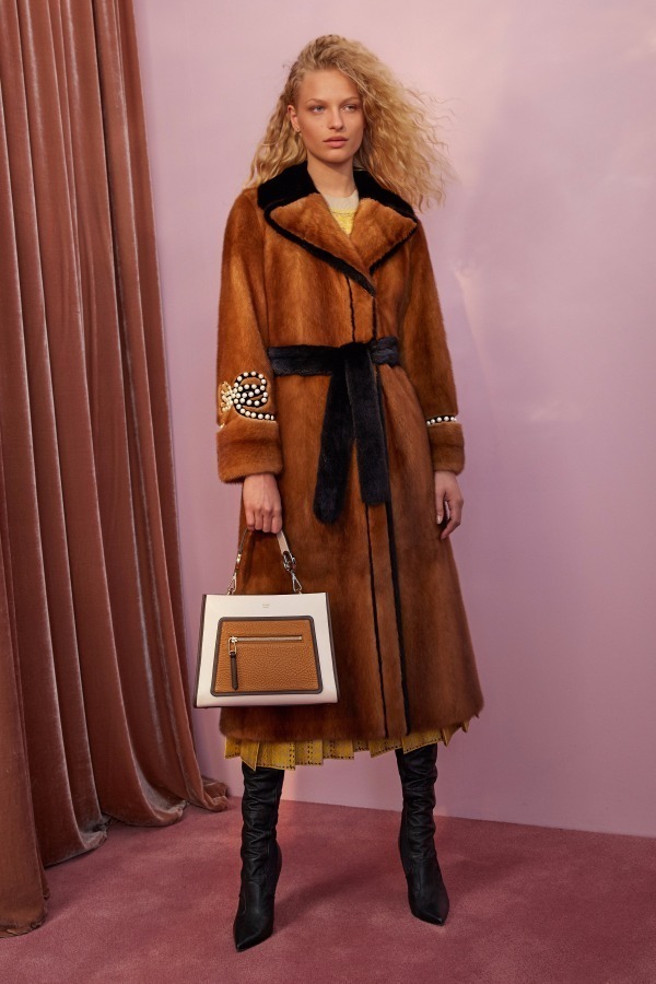 フェンディ(FENDI) 2018年リゾートウィメンズコレクション  - 写真11