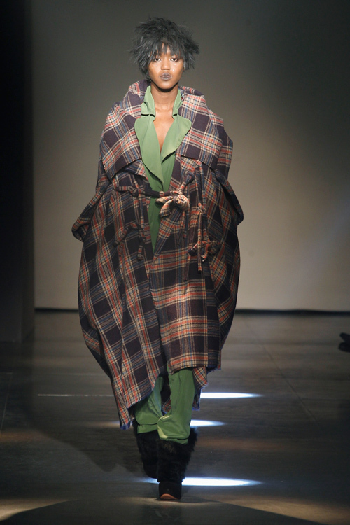 ヴィヴィアン・ウエストウッド(Vivienne Westwood) 2012-13年秋冬 ウィメンズコレクション  - 写真19