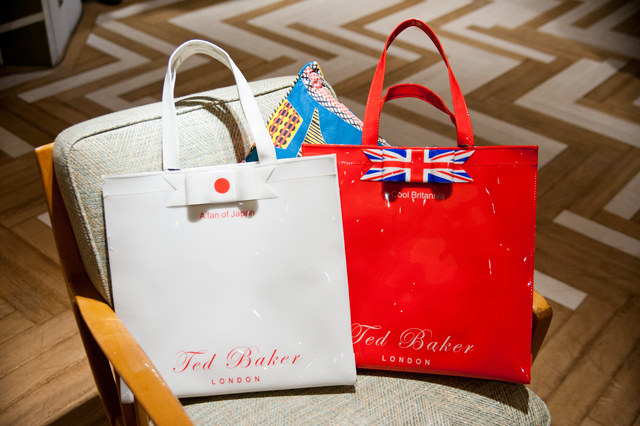 テッドベーカー(Ted Baker) デジタル時代のコミュニケーションのかたち｜写真23