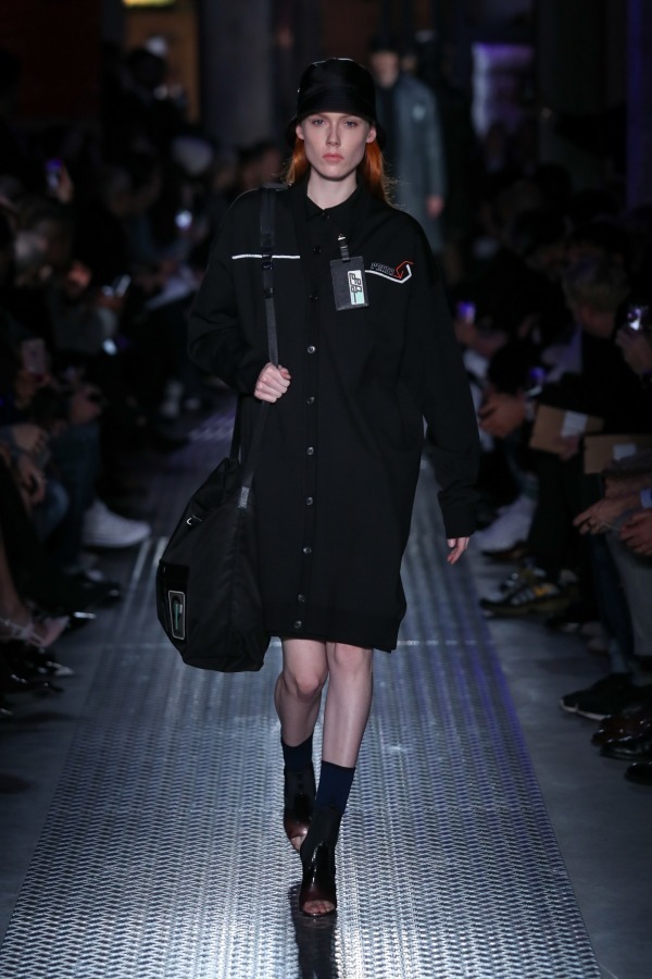 プラダ(PRADA) 2018-19年秋冬ウィメンズ&メンズコレクション  - 写真7