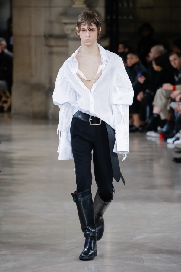 アン ドゥムルメステール(ANN DEMEULEMEESTER) 2018-19年秋冬メンズコレクション  - 写真6