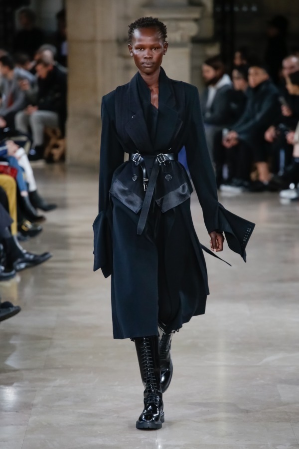 アン ドゥムルメステール(ANN DEMEULEMEESTER) 2018-19年秋冬メンズコレクション  - 写真9