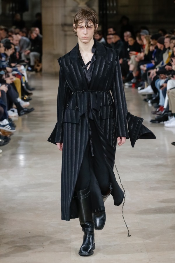 アン ドゥムルメステール(ANN DEMEULEMEESTER) 2018-19年秋冬メンズコレクション  - 写真43