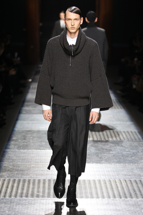 クリスヴァンアッシュ(KRISVANASSCHE) 2012-13年秋冬 メンズコレクション  - 写真15