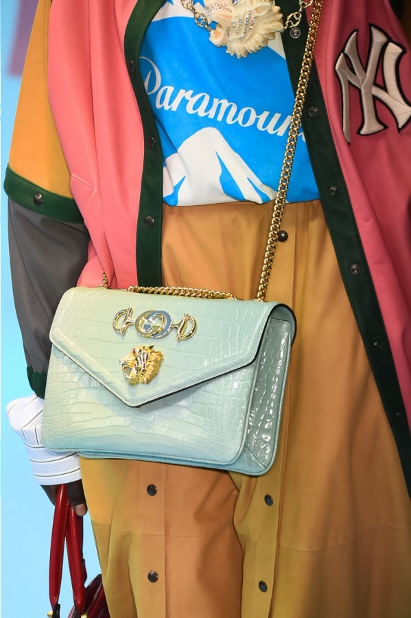 グッチ(GUCCI) 2018-19年秋冬ウィメンズコレクション  - 写真32