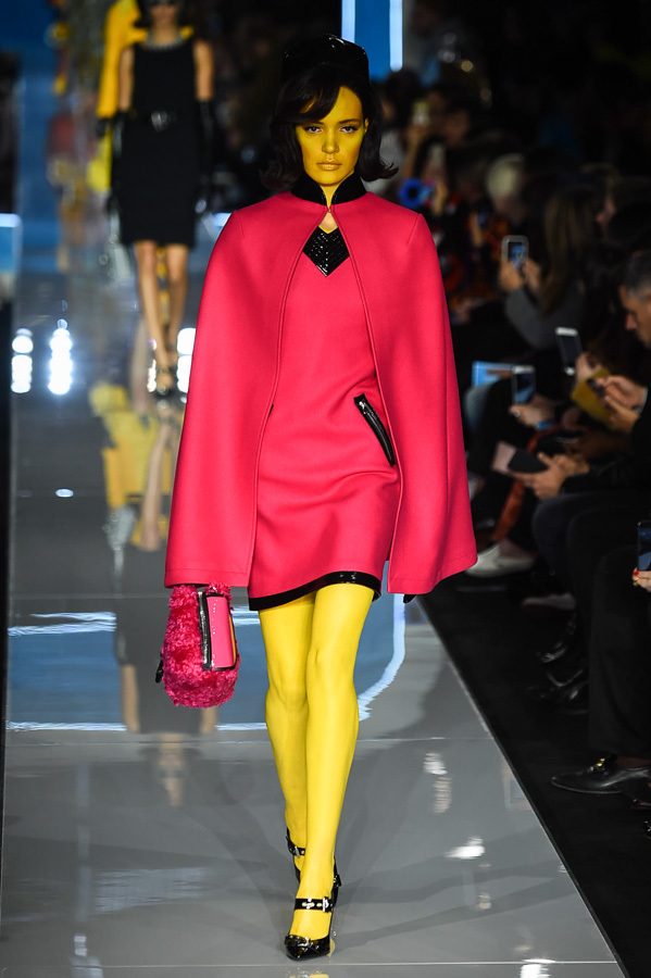 モスキーノ(MOSCHINO) 2018-19年秋冬ウィメンズコレクション  - 写真44