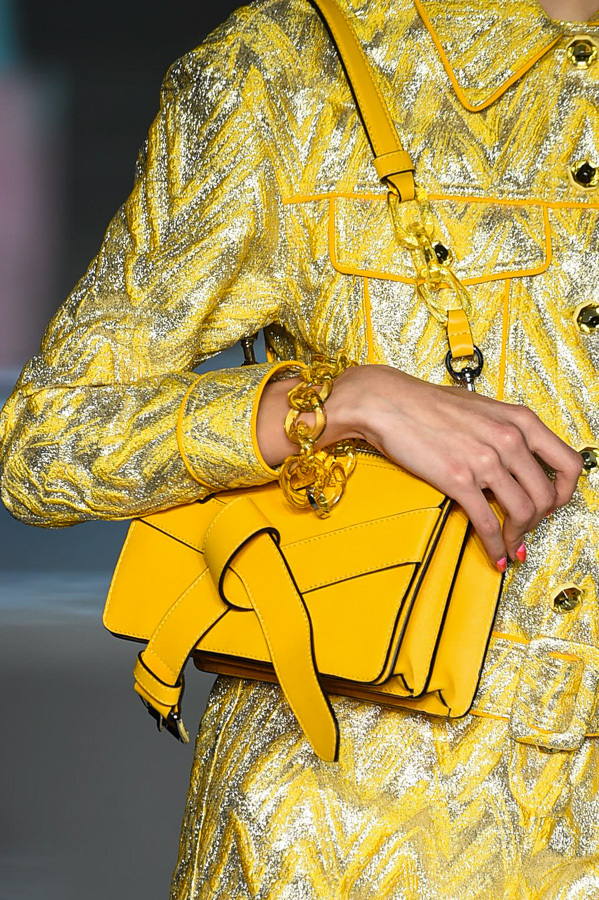 モスキーノ(MOSCHINO) 2018-19年秋冬ウィメンズコレクション  - 写真72