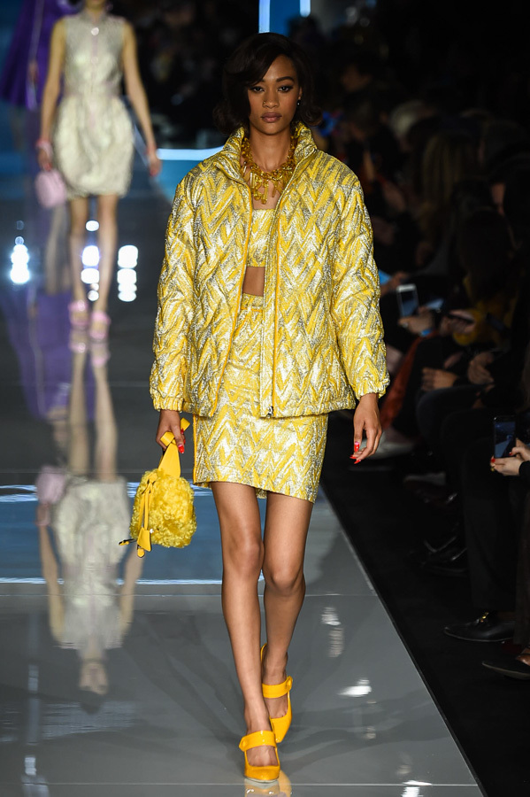 モスキーノ(MOSCHINO) 2018-19年秋冬ウィメンズコレクション  - 写真78