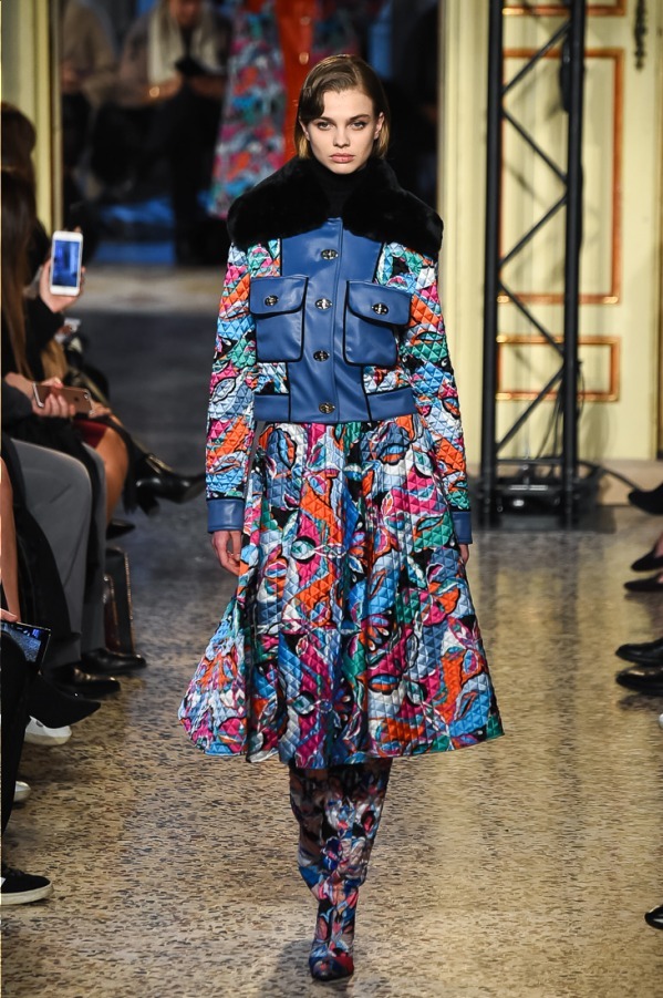 エミリオ・プッチ(EMILIO PUCCI) 2018-19年秋冬ウィメンズコレクション  - 写真15