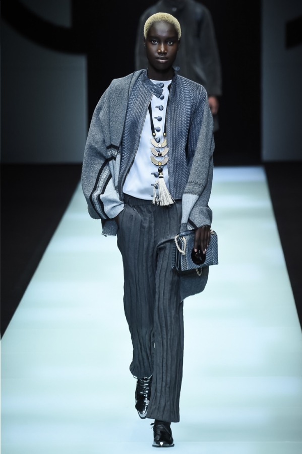 ジョルジオ アルマーニ(Giorgio Armani) 2018-19年秋冬ウィメンズコレクション  - 写真35