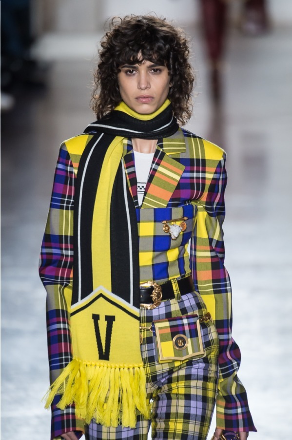 ヴェルサーチェ(VERSACE) 2018-19年秋冬ウィメンズコレクション  - 写真5