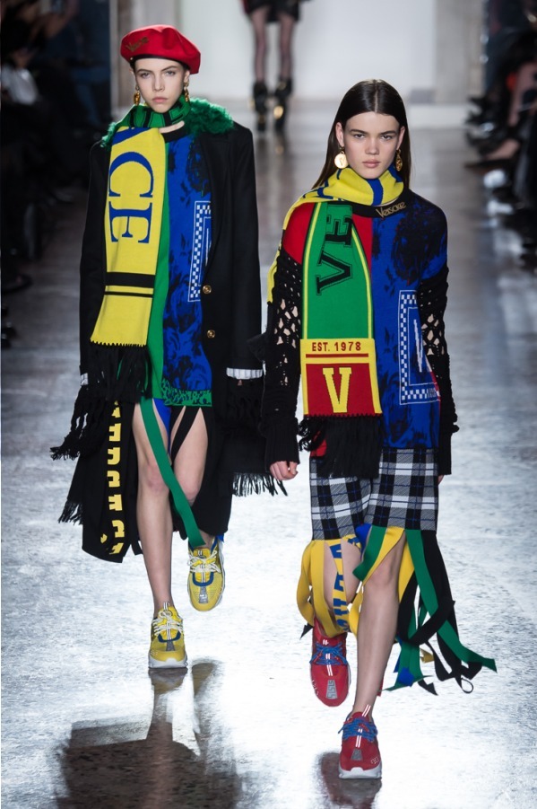 ヴェルサーチェ(VERSACE) 2018-19年秋冬ウィメンズコレクション  - 写真38