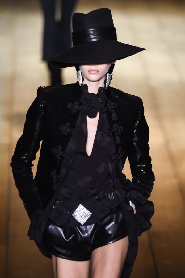 サンローラン(Saint Laurent) 2018-19年秋冬ウィメンズコレクション  - 写真3