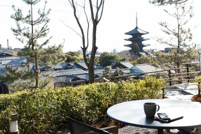 京都・高台寺にて「春の特別拝観」、プロジェクションマッピング＆ライトアップで楽しむ夜桜｜写真2