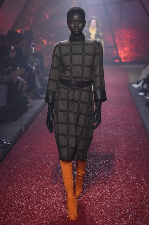 エルメス(HERMÈS) 2018-19年秋冬ウィメンズコレクション  - 写真17