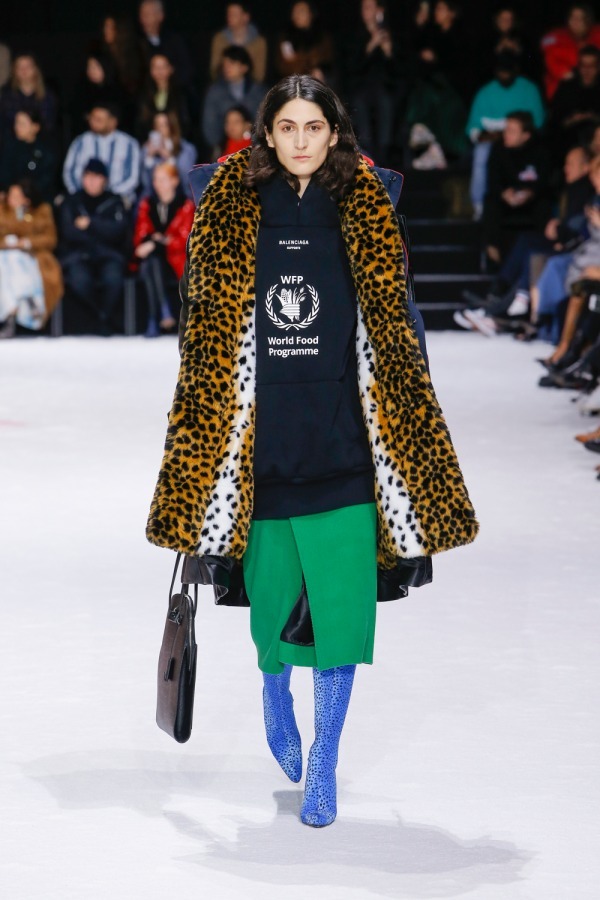 バレンシアガ(BALENCIAGA) 2018年冬ウィメンズ&メンズコレクション  - 写真63