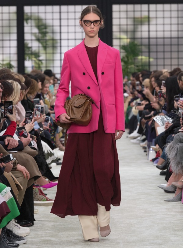 ヴァレンティノ(VALENTINO) 2018-19年秋冬ウィメンズコレクション  - 写真37