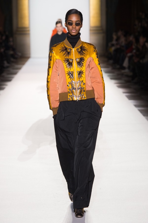 ドリス ヴァン ノッテン(DRIES VAN NOTEN) 2018-19年秋冬ウィメンズコレクション  - 写真59