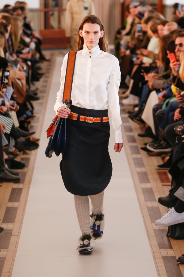 カルヴェン(CARVEN) 2018-19年秋冬ウィメンズコレクション  - 写真16