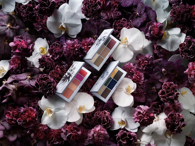 NARS×アーデム限定コスメ、花のように可憐なアイシャドーパレットやブランド初のリップパウダー｜写真4