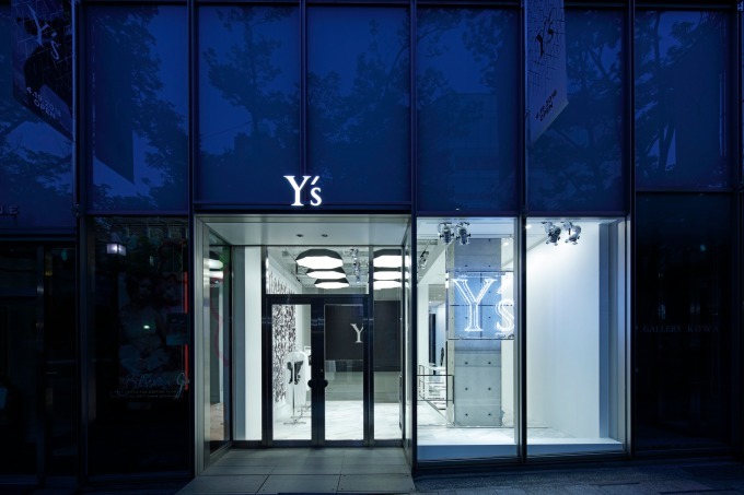 「Y’s 表参道店」フルラインが揃う世界初の旗艦店、表参道ヒルズにオープン｜写真98