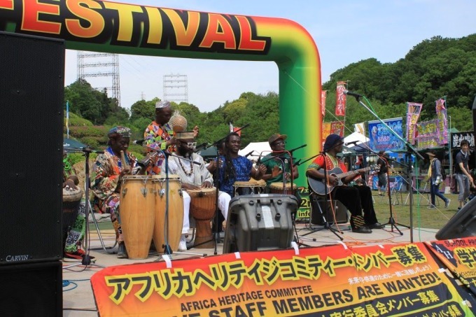 「アフリカ日比谷フェスティバル」本場の肉料理や雑貨・民芸品が日比谷公園に集結｜写真2