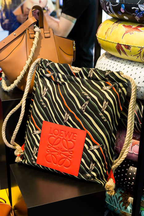 ロエベ(LOEWE) パウラズ イビザ｜写真25