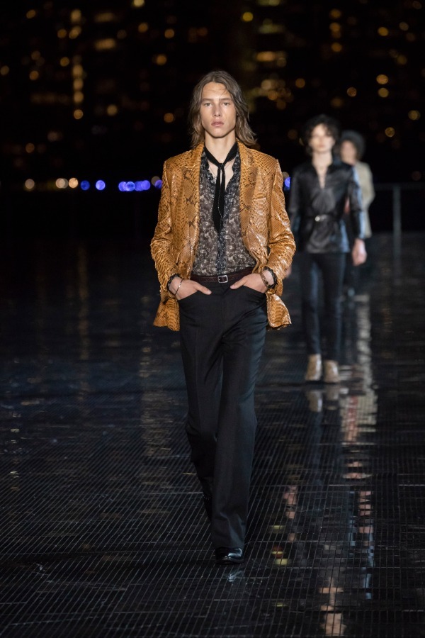 サンローラン(Saint Laurent) 2019年春夏メンズコレクション  - 写真32