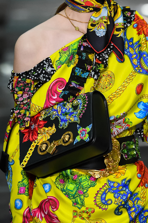 ヴェルサーチェ(VERSACE) 2019年春夏ウィメンズ&メンズコレクション  - 写真78