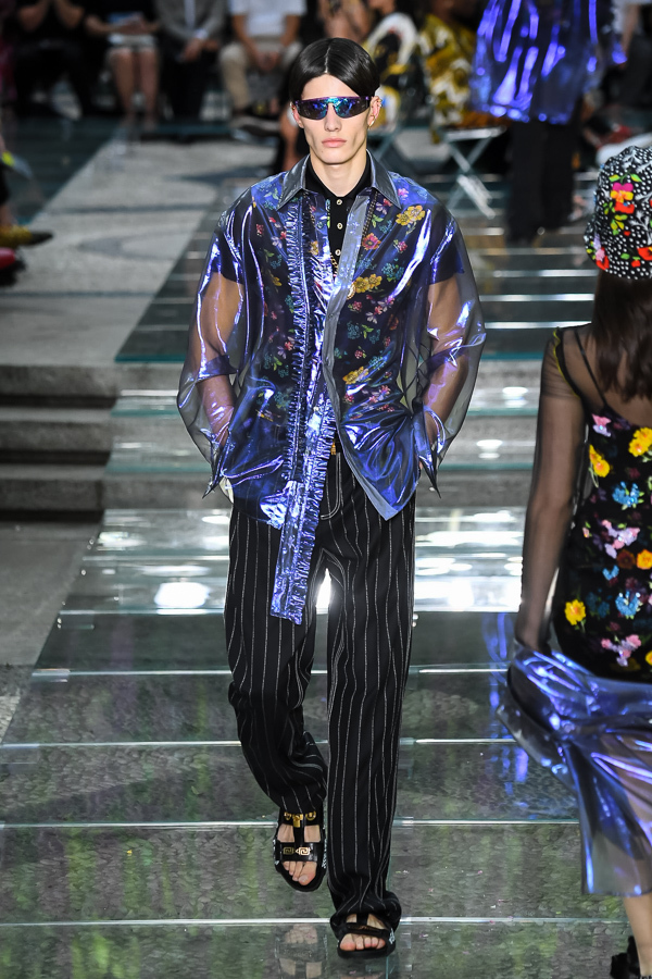 ヴェルサーチェ(VERSACE) 2019年春夏ウィメンズ&メンズコレクション  - 写真66