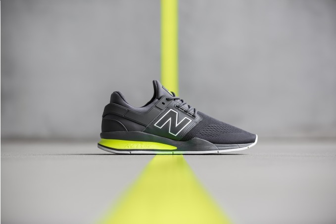 ニューバランス(New Balance) 247v2｜写真1