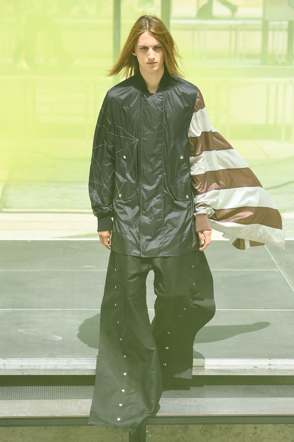 リック・オウエンス(Rick Owens) 2019年春夏メンズコレクション  - 写真41