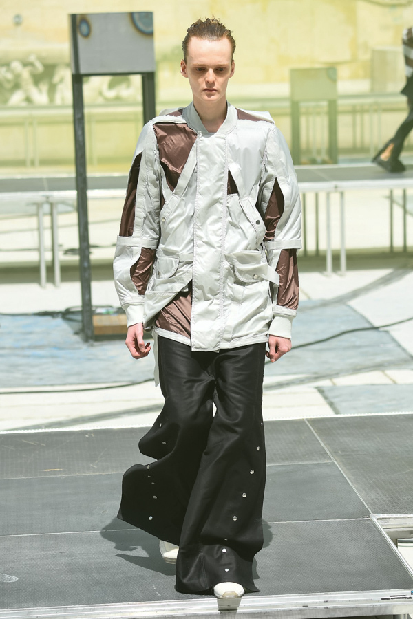 リック・オウエンス(Rick Owens) 2019年春夏メンズコレクション  - 写真43