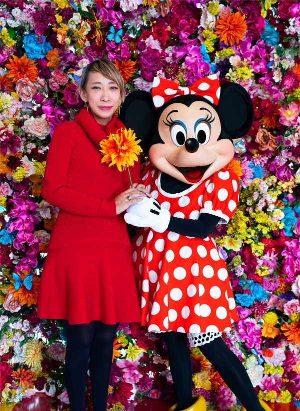 東京ディズニーランド×蜷川実花のコラボグッズ、ミニーマウス＆デイジーダックのクッションやミラー｜写真15