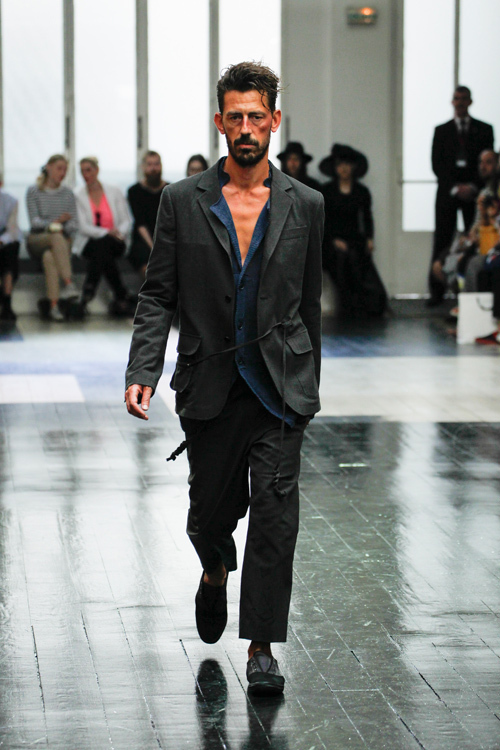 ヨウジヤマモト(Yohji Yamamoto) 2013年春夏メンズコレクション  - 写真1