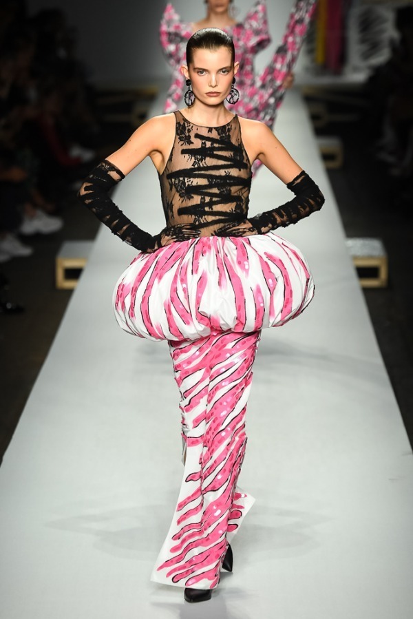 モスキーノ(MOSCHINO) 2019年春夏ウィメンズコレクション  - 写真79